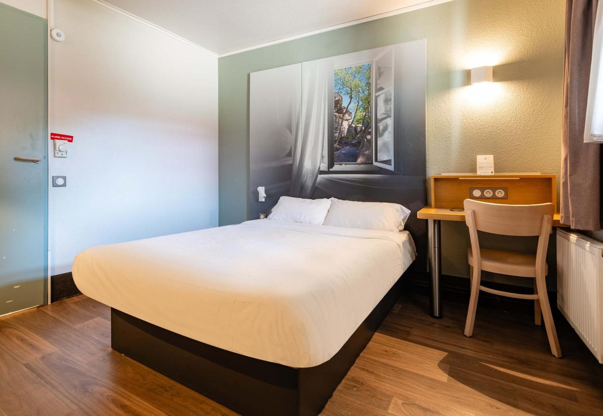 B&B Hotel Grenoble Universite 1 Gieres Exterior photo