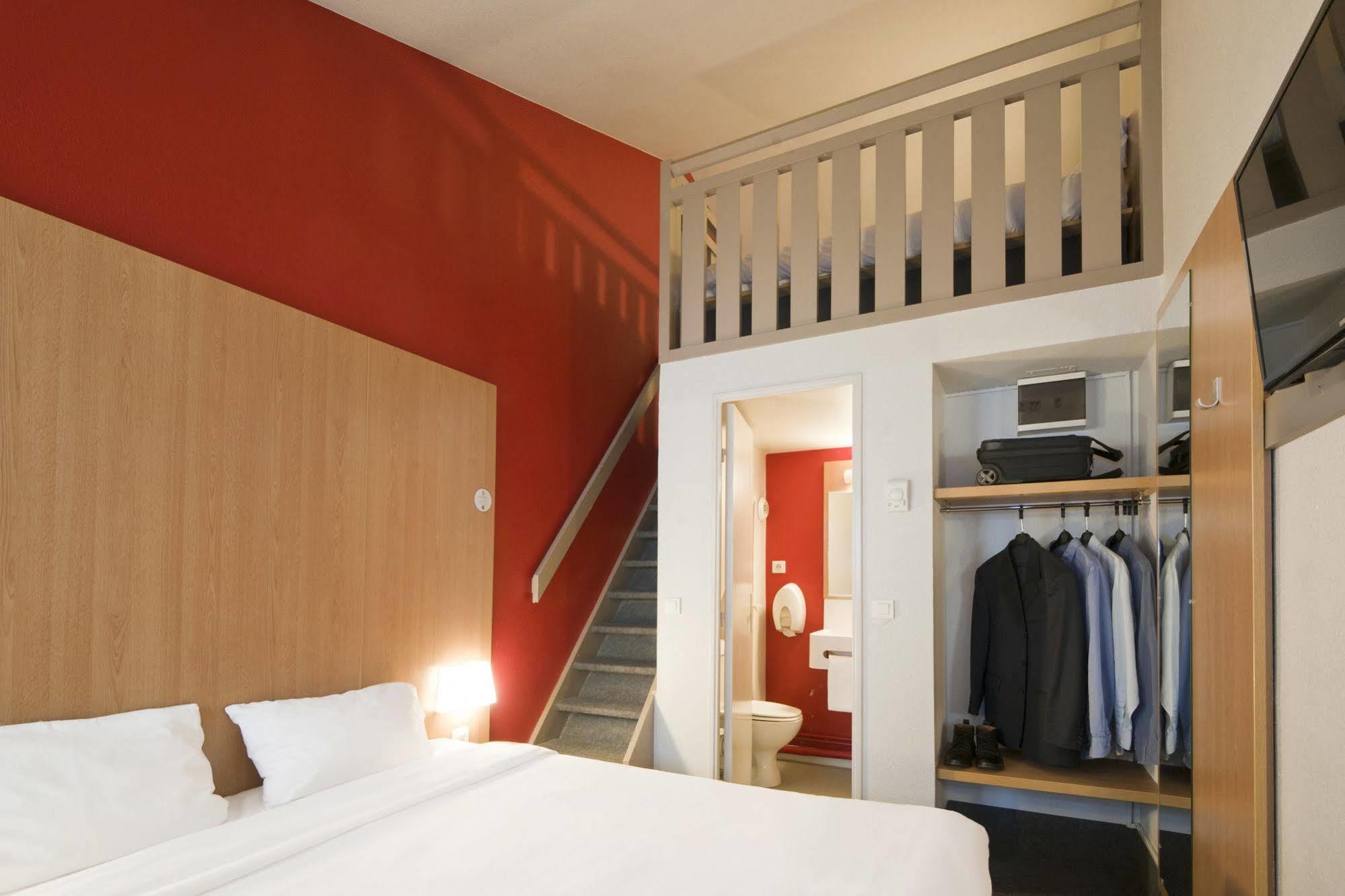 B&B Hotel Grenoble Universite 1 Gieres Exterior photo