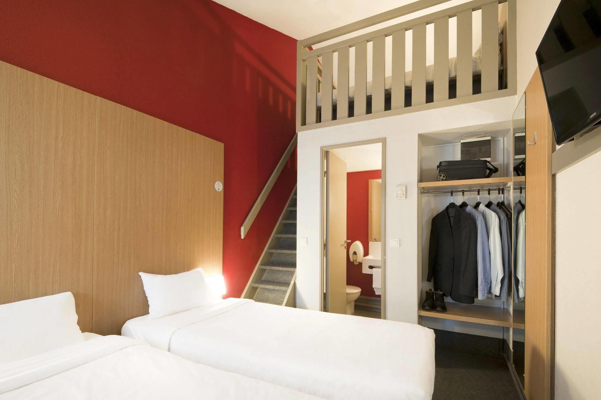 B&B Hotel Grenoble Universite 1 Gieres Exterior photo